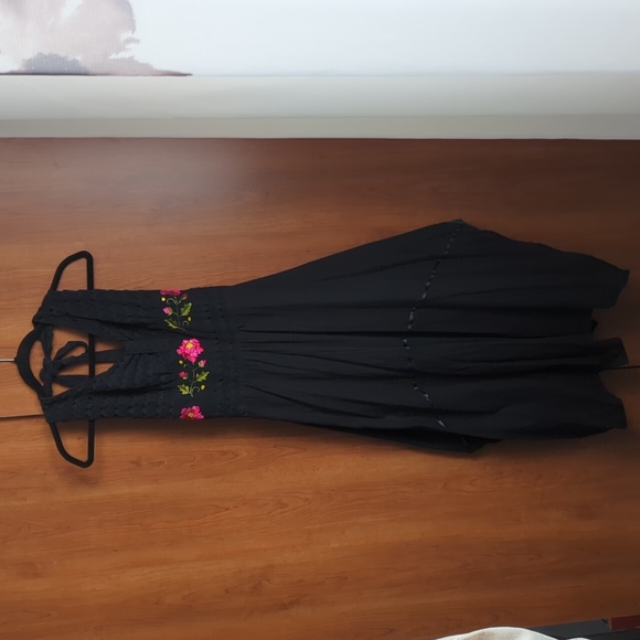 Linen Maxi Dress - Picture 1 of 5